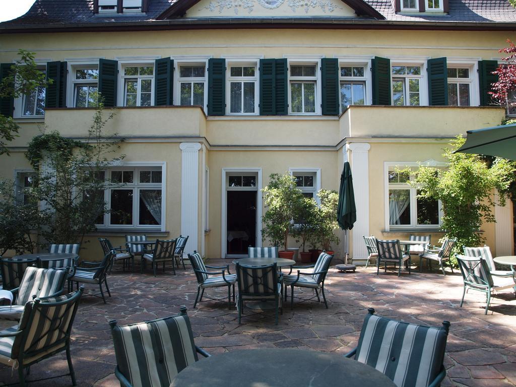 Hotel & Restaurant Bellevue Schmoelln Exteriör bild